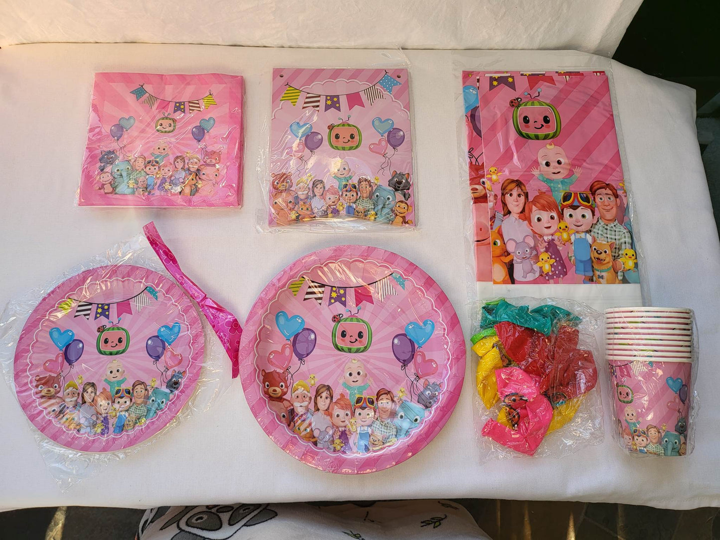 Party Set Cocomelon Pink